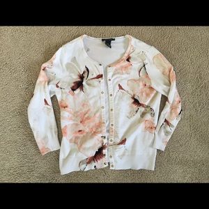 White House Black Market Spring Cardigan